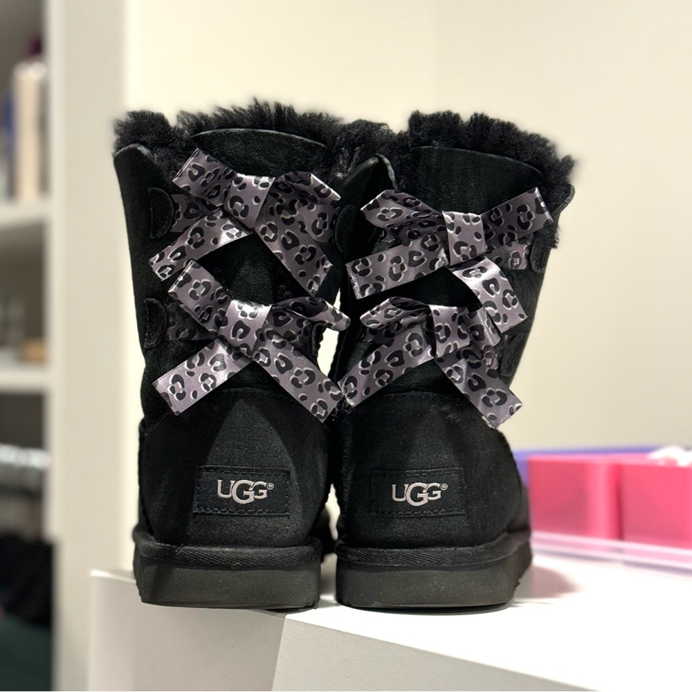 UGG Bailey Bow